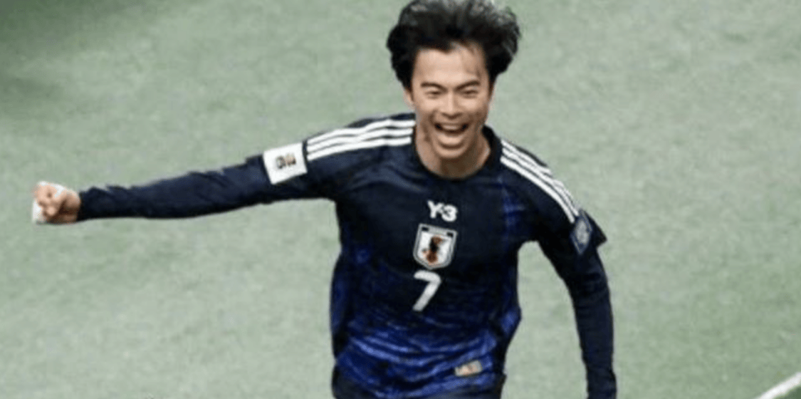 6000 万英镑！曼联盯上三笘薰