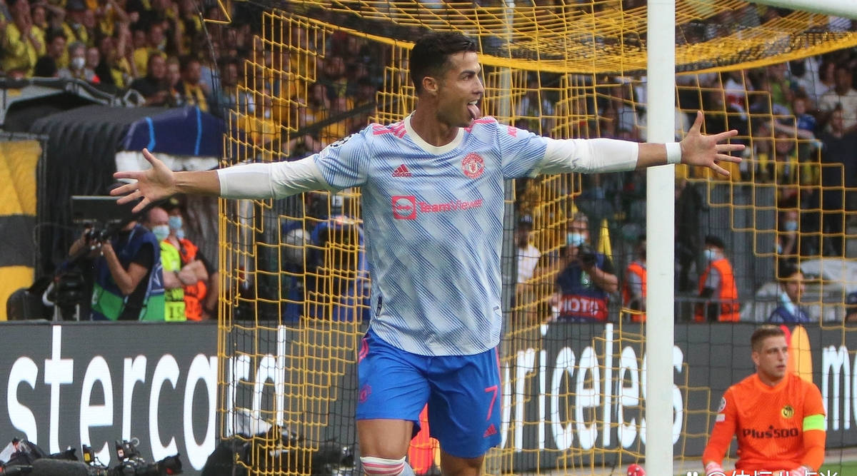 欧冠射手榜再迎变局！梅西的纪录危在旦夕，或将被莱万多夫斯基反超